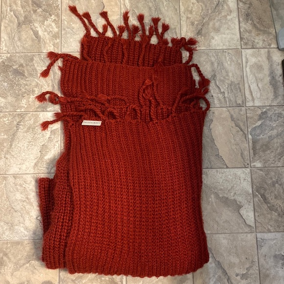 Pottery Barn Bedding Pottery Barn Red Knit Throw Blanket Poshmark